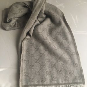 Authentic Gucci wool jacquard scarf - unisex